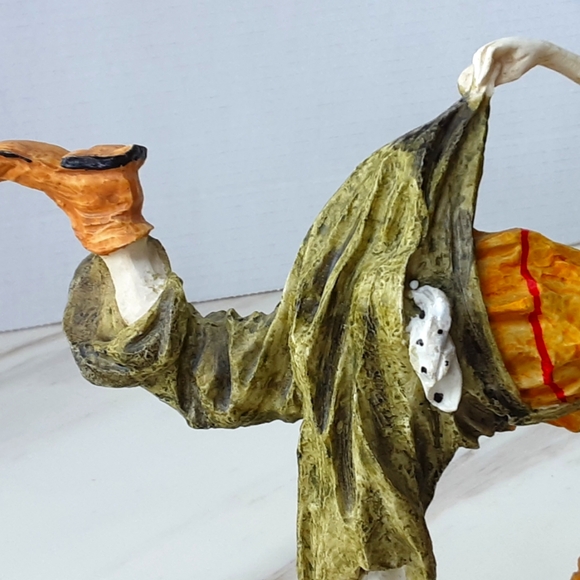 VTG Madeira Hermes Standing Clown | Capodimonte Style Bowing Clown - Picture 14 of 16